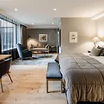 F6 Hotel 5*