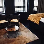 F6 Hotel 5*