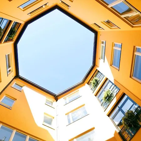 F6 Ξενοδοχείο 4*