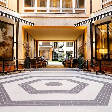 F6 Hotel 5*